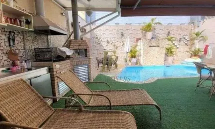 Casa com 4 quartos à venda na Rua Ibiraporã, Jardim Londrina, São Paulo