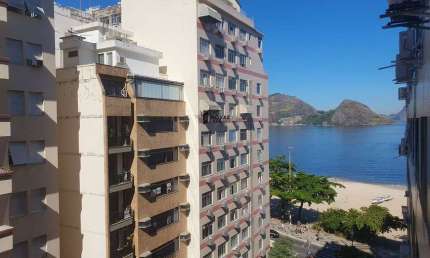 Apartamento na Quadra da Praia de Icaraí – Aluguel ou Venda