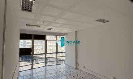Sala comercial para alugar na Avenida Ernani do Amaral Peixoto, 207, Centro, Niterói