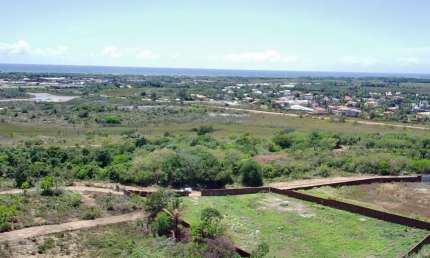Terreno em condomínio fechado à venda no Arembepe (Abrantes), Camaçari 