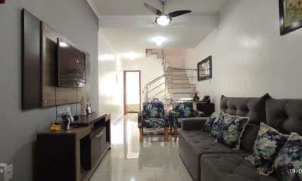 Casa Bairro Cidade Nova, Cód. K219 Tríplex, 3 qts/Suíte, 126 m², Sac. Quintal. Região de Ipatinga