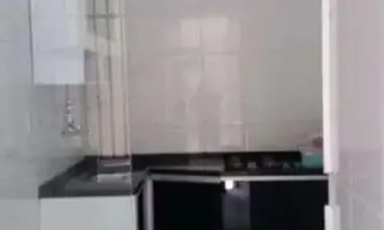 Apto Região de Ipatinga, Bairro Cidade Nova. CÓD. A292. Térreo/Clarabóia. Apenas 4 aptos no prdio,