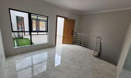 Casa em Ipatinga, Bairro JARDIM SANTA CLARA, Cód. K18. Área Gourmet, 2 vagas de garagem.