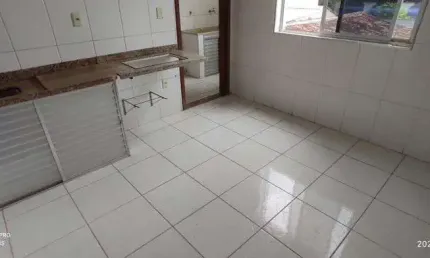 Apartamento Bairro Veneza, Cód. A342, 3 qts (dois banheiros), Sacada. Região de Ipatinga