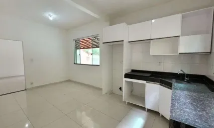 Casa Bairro Cidade Nova. Cód. K206. 3 vgs garagem, quintal. Região de Ipatinga