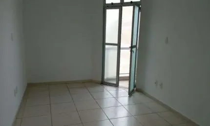 Apartamento B. Iguaçu. Cód. A094, 2 quartos/suíte, 65 m². Perto comercio e avenida principal