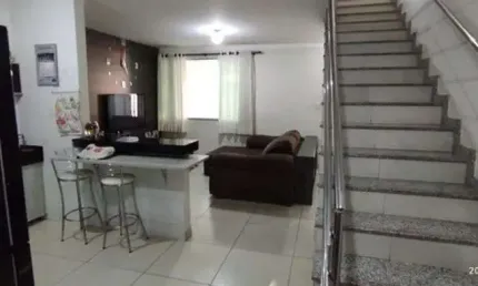 Casa Bairro Cidade Nova. Cód. K151. Piso em porcelanato, moveis planej. Região de Ipatinga