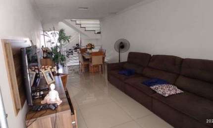 Casa no Bairro Cidade Nova, quintal, 2 Vagas, Móveis planejados. Região de Ipatinga, MG