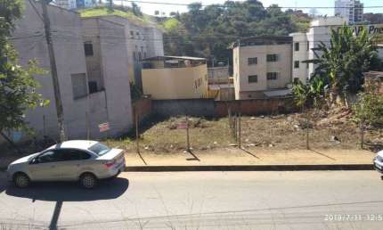 Lote no Bairro Cidade Nova (Avenida). CÓD. L045, 339 m², registrado. Região de Ipatinga.