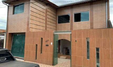 Casa e Apto B. Recanto Verde, Lote 480 m². 06 quartos, Quintal. Região de Ipatinga