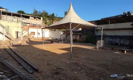 Lote plano Murado e Registrado Cód. L095, bairro Veneza perto do centro. Região de Ipatinga.
