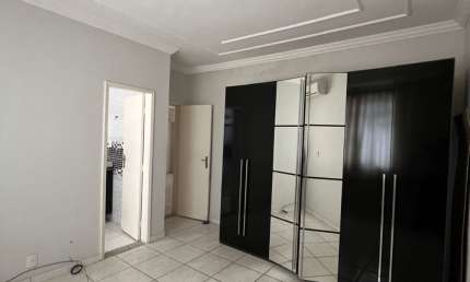Apartamento em Ipatinga. Cód. A372. 2 qts/suite, 94 m². Perto da avenida e escolas.