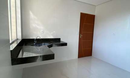 Apartamento em Ipatinga. Cód. A373. 3 qts/suite, Elevador 94 m². Prédio com apenas 09 aptos