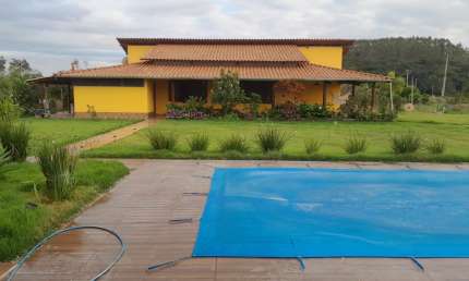 Chácara no Revés do Belém, Casa laje, Piscina, 2 poços artesiano, área gourmet com churrasq. Biodigestor. Aceita apto.