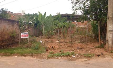 Lote Bairro Jardim Vitória, Cód. L057 240 m², dev. Registr. Perto da avenida. Região de Ipatinga