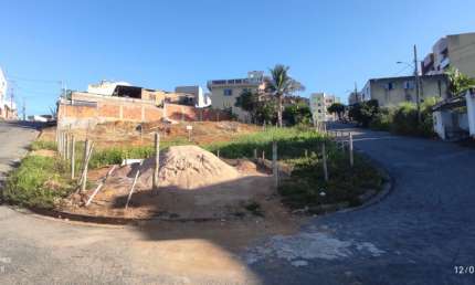 Lote Bairro Cidade Nova, Cód. L104, Área total 416,70 m², dev. Registr..  Perto da avenida. Região de Ipatinga