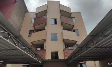 Apto Térreo Cód. A381. Bairro Bethânia, 3 qts/suite, Clarabóia, área total 100 m². Sol da manhã, perto da avenida.