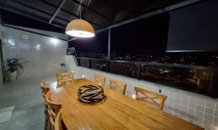 Cobertura  Cód. C062, Bairro Airton Sena, 2 vgs, 4 quartos/suíte, área gourmet e elevador. Região de Ipatinga