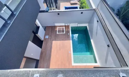 Casa em condomínio com 3 quartos, suíte e piscina à venda ou locaçãoem Jundiaí