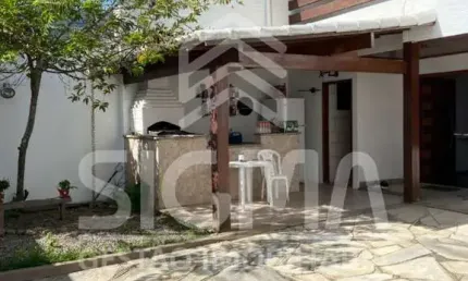 Casa com 5 quartos à venda na Rua Alcindo Azevedo Brandão, 32, Centro, Macaé por R$ 980.000