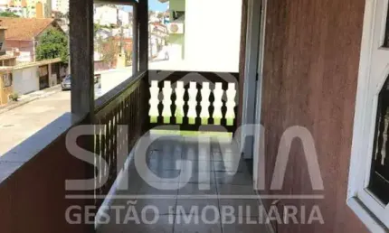 Casa com 2 quartos à venda na Rua dos Periquitos, 63, Riviera Fluminense, Macaé por R$ 360.000