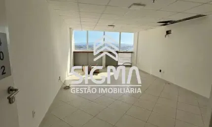 Sala comercial com 1 sala à venda na Avenida Rui Barbosa, 1831, Alto Cajueiros, Macaé por R$ 160.000