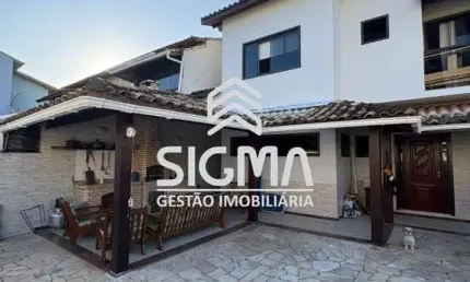 Casa em condomínio fechado com 4 quartos à venda na Alameda do Bosque, 220, Granja dos Cavaleiros, Macaé por R$ 990.000