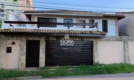 Casa com 3 quartos à venda na Rua Maria Francisca Borges Rego Reid, 689, Glória, Macaé, 390 m2 por R$ 1.100.000