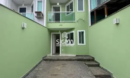 Casa com 3 quartos à venda na Rua Isabel Muniz Peçanha, 466, Lagoa, Macaé por R$ 580.000