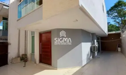 Casa com 3 quartos à venda na Avenida Vereador Roberto Garrido de Souza, 594, Lagoa, Macaé por R$ 750.000