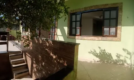 Excelente Casa de 3 quartos e 2 vagas na Rio Grande - Taquara