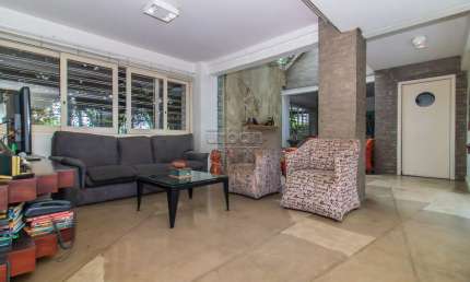 Casa em condomínio fechado com 3 quartos à venda na Rua Tremembé, 36, Chácara das Pedras, Porto Alegre por R$ 1.490.000