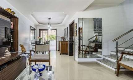 Casa em condomínio fechado com 3 quartos à venda na Rua Leopoldo Bettiol, 146, Jardim Itu Sabará, Porto Alegre por R$ 550.000