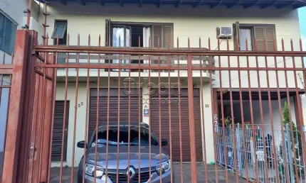 Casa em condomínio fechado com 5 quartos à venda na Rua das Caravelas, 622, Vila Ipiranga, Porto Alegre por R$ 995.000