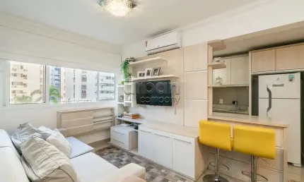 Apartamento com 2 quartos à venda na Rua Antônio Joaquim Mesquita, 570, Passo da Areia, Porto Alegre por R$ 490.000