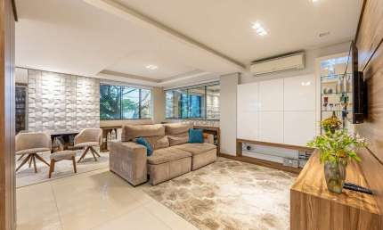 Apartamento com 4 quartos à venda na Rua Felipe de Oliveira, 787, Petrópolis, Porto Alegre por R$ 1.599.000