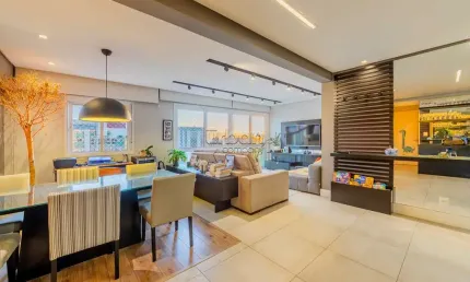 Apartamento com 2 quartos à venda na Avenida Inácio Vasconcelos, 40, Boa Vista, Porto Alegre por R$ 980.000
