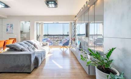 Apartamento com 3 quartos à venda na Avenida Túlio de Rose, 260, Jardim Europa, Porto Alegre por R$ 1.500.000