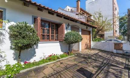 Casa em condomínio fechado com 4 quartos à venda na Rua Valparaíso, 993, Jardim Botânico, Porto Alegre por R$ 847.000