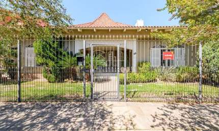 Casa em condomínio fechado com 5 quartos à venda na Travessa Colônia, 55, Jardim Lindóia, Porto Alegre por R$ 1.990.000