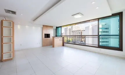 Apartamento com 3 quartos à venda na Rua Primeiro de Janeiro, 150, Três Figueiras, Porto Alegre por R$ 1.690.000