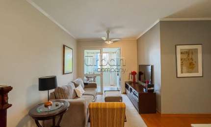 Apartamento com 3 quartos à venda na Avenida General Barreto Viana, 1074, Chácara das Pedras, Porto Alegre por R$ 720.000