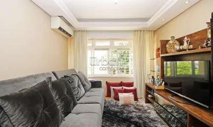 Apartamento com 3 quartos à venda na Rua Dário Pederneiras, 588, Petrópolis, Porto Alegre por R$ 705.000