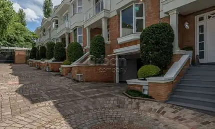 Casa em condomínio fechado com 4 quartos à venda na rua de la grange, 200, três figueiras, porto alegre por r$ 3.600.000
