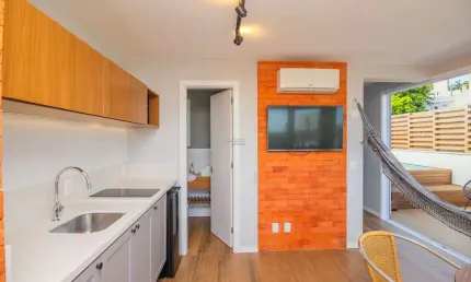 Casa em condomínio fechado com 3 quartos à venda na avenida josé gertum, 503, chácara das pedras, porto alegre por r$ 1.199.000