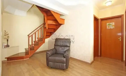 Cobertura com 2 quartos à venda na Avenida do Forte, 386, Vila Ipiranga, Porto Alegre por R$ 481.000