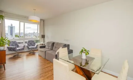 Apartamento com 2 quartos à venda na Rua Cervantes, 68, Jardim Botânico, Porto Alegre por R$ 590.000