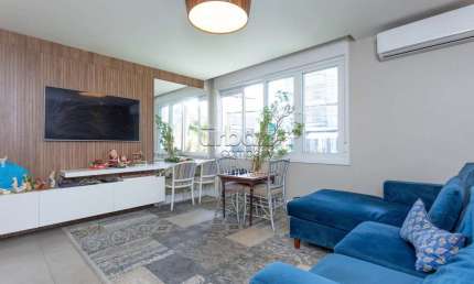 Apartamento com 2 quartos à venda na Rua Vinte e Quatro de Outubro, 862, Moinhos de Vento, Porto Alegre por R$ 750.000