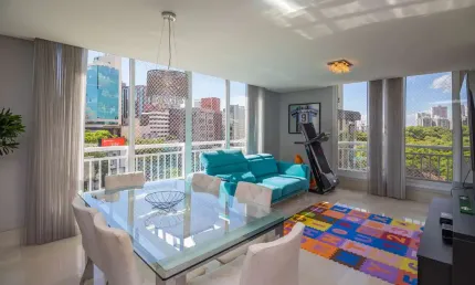 Apartamento com 2 quartos à venda na rua vítor meireles, 79, rio branco, porto alegre por r$ 1.170.000