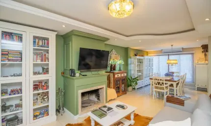 Casa em condomínio fechado com 3 quartos à venda na Rua Aluízio de Azevedo, 90, Jardim Itu Sabará, Porto Alegre por R$ 1.100.000